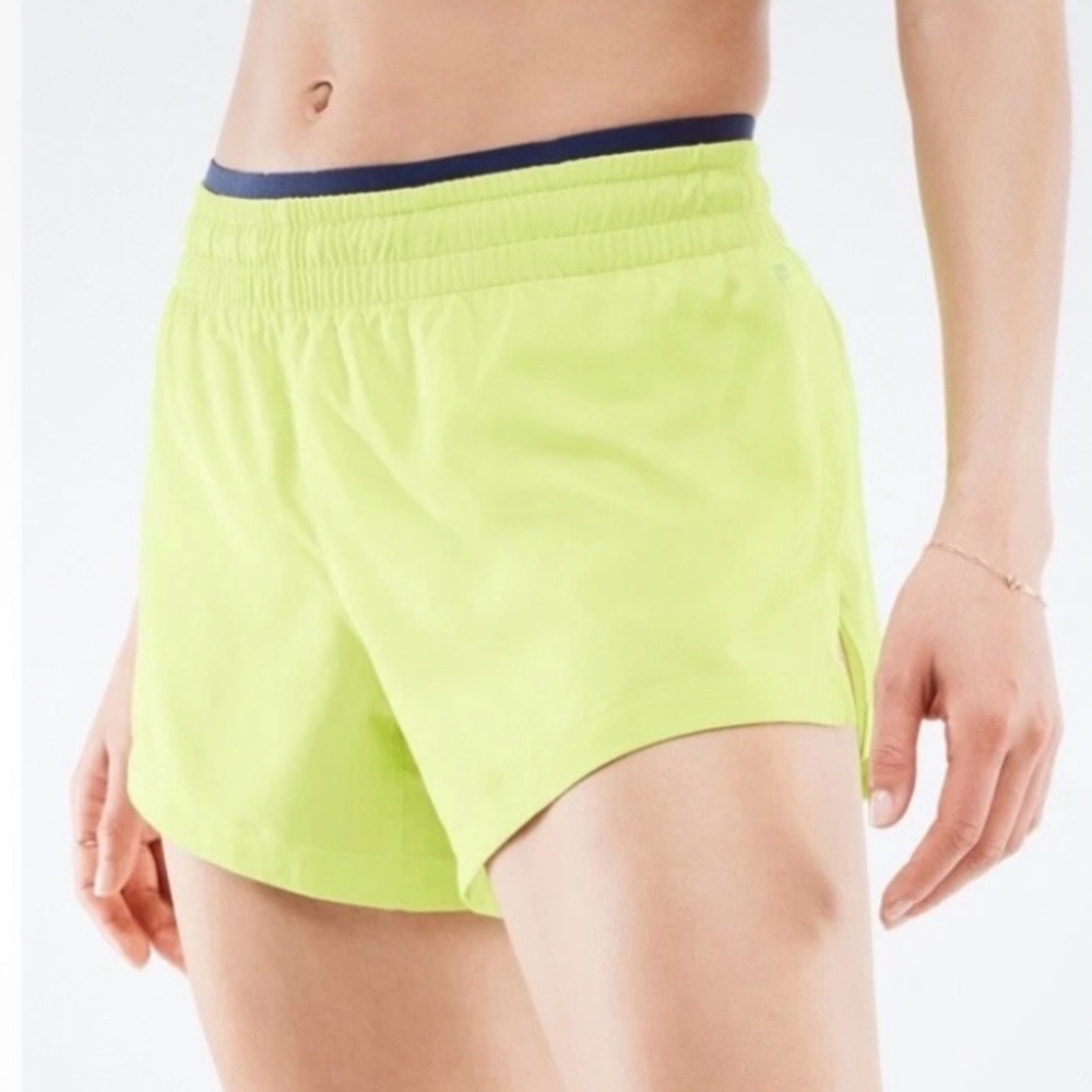 Fabletics Hali Run Shorts Wild Lime/Abyss 3.5” Size XS NWT